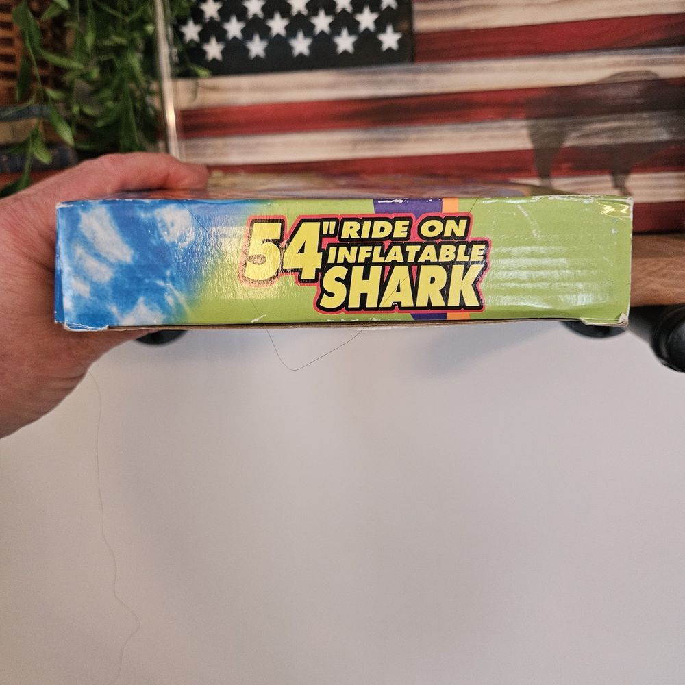 Splash-N-Swim 54" Ride On‎ Inflatable Shark - Picture 3 of 7